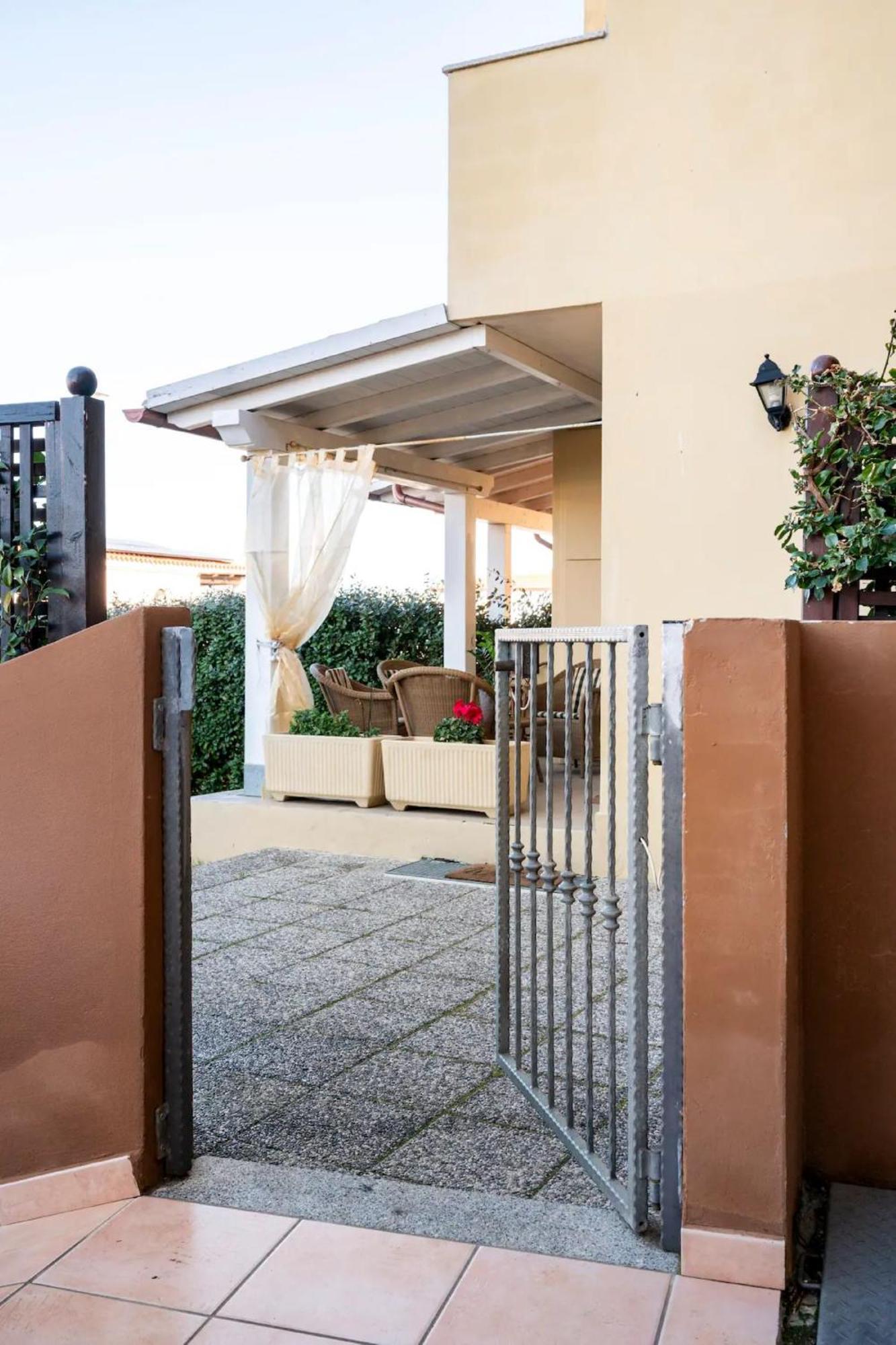 Home And Life Olbia Holiday Exterior photo